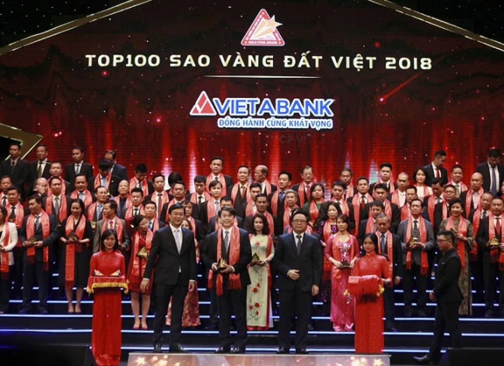 VIETABANK ĐƯỢC VINH DANH TOP 100 GIẢI THƯỞNG SAO VÀNG ĐẤT VIỆT 2018